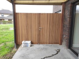 dubbele poort thermowood ayous triple profiel declerck jelle bv